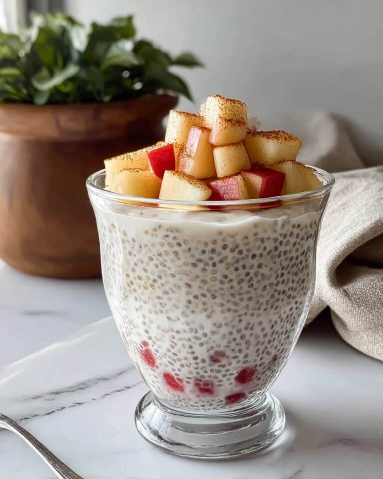 Caramel Apple Chia Pudding with Cinnamon and Yogurt Recipe