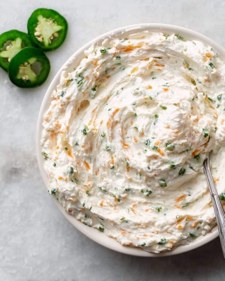 Tasty Jalapeño Salsa Cream Cheese Recipe